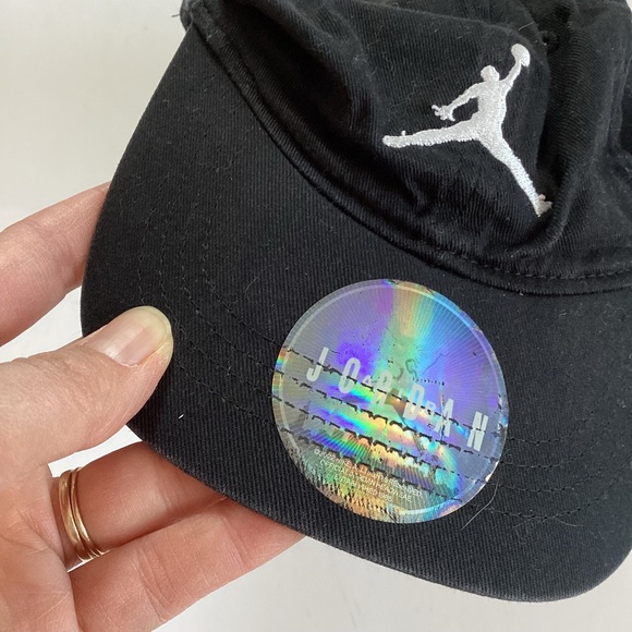 Toddler AIR JORDAN ball cap (i1) - Picture 5 of 6